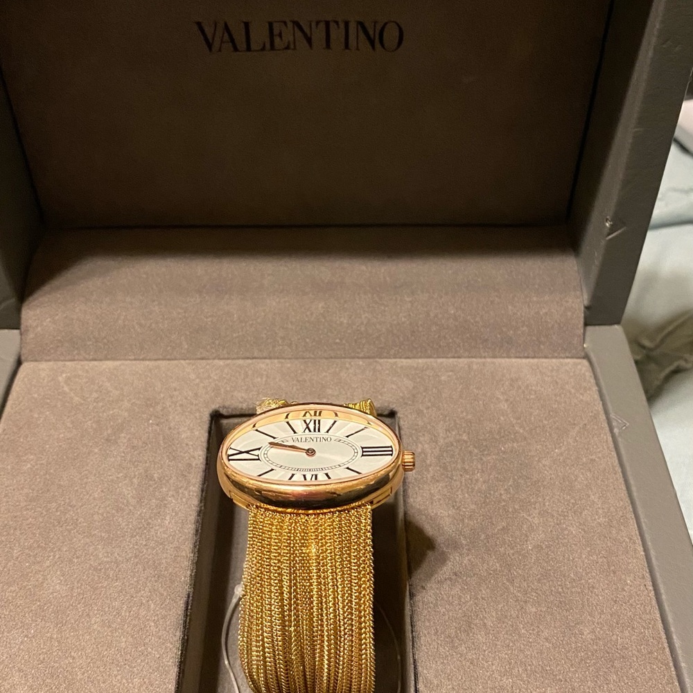 Woman’s Watch - Picture 9 of 14